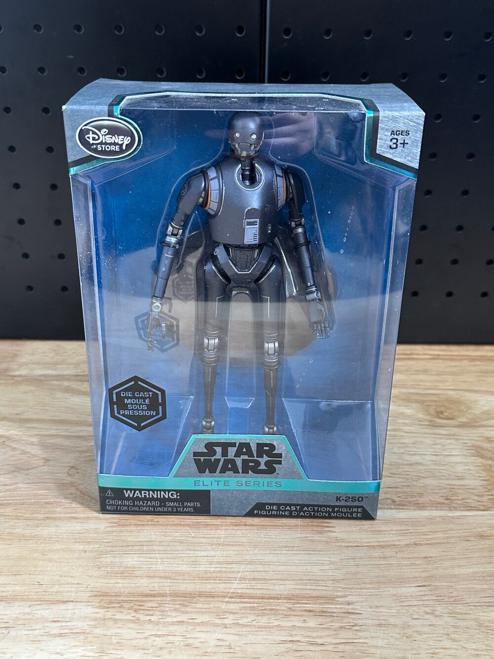 Star Wars Disney Store ELITE SERIES Die Cast K-2SO NIB